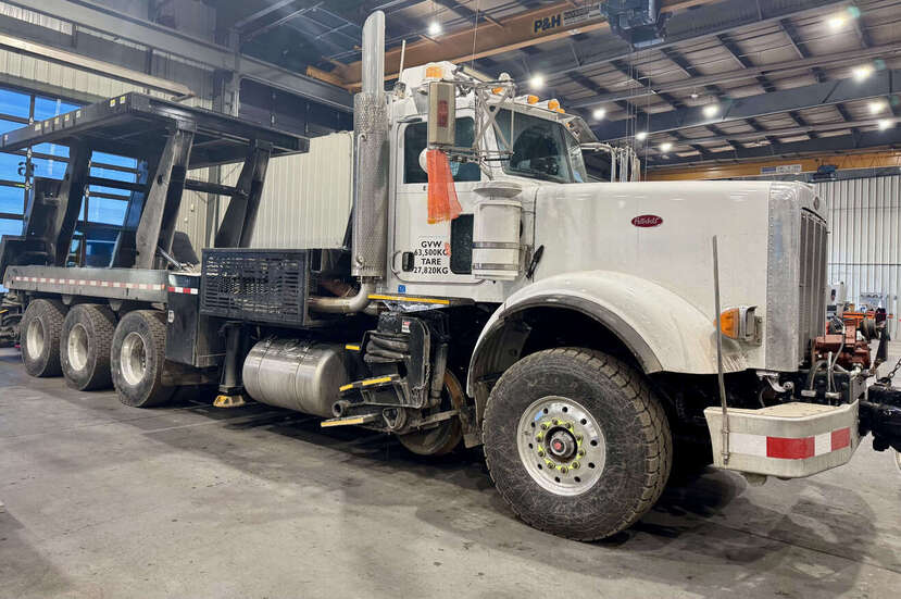 Highway Trucks_5 Heavy Duty Truck Repair Calgary